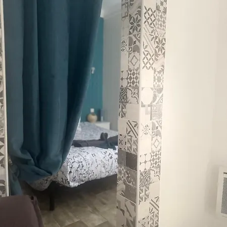 Azur Апартаменты *